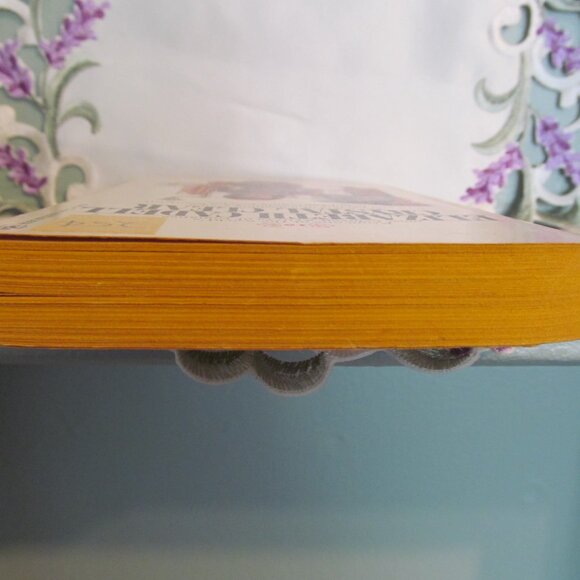 Crystal Clear by Elizabeth Cadell Vintage Paperback 1973 Bantam PB - Picture 9 of 16